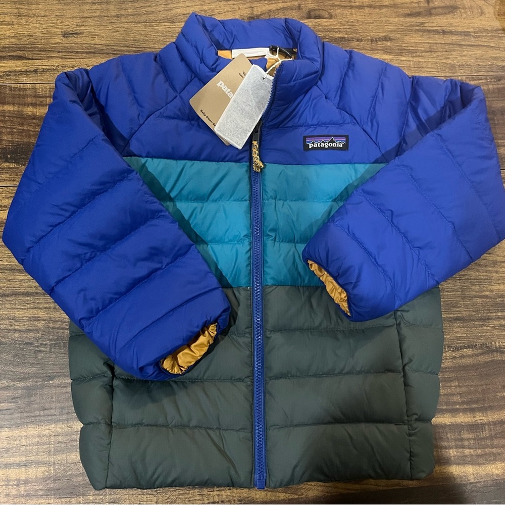 Patagonia down sweater new with tags 4T